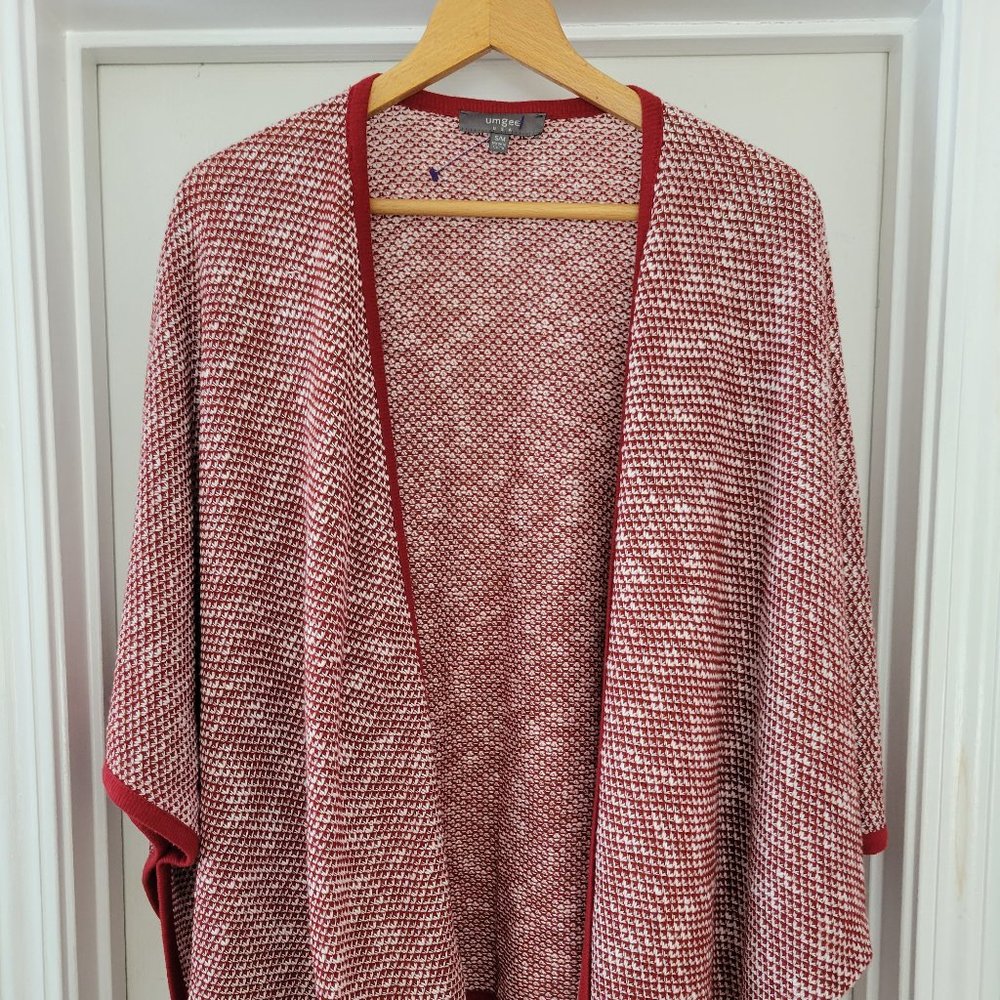 Umgee Red and White Knitted Shawl
